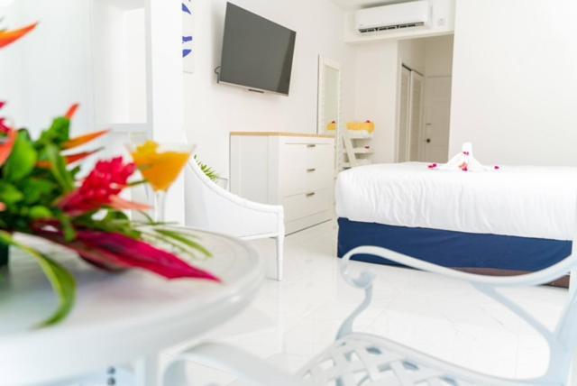 The Soco House - All-Inclusive (Adults Only) Кастрі Екстер'єр фото